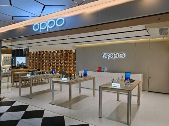 OPPO Experience Store Cilandak Town Square: Destinasi Belanja ...