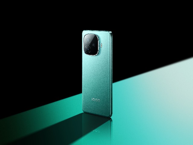 iQOO Z9 Series Smartphone Performa Tinggi di Kelas Menengah