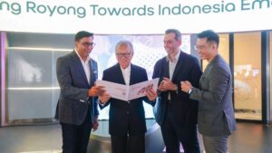 Indosat Ooredoo Hutchison Luncurkan Empowering Indonesia Report 2024