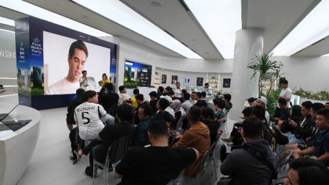 OPPO Mengubah Ruang Retail Menjadi Pusat Komunitas yang Hidup untuk Nobar Final Liga Champions