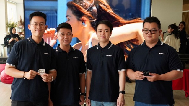 Bose Ultra Open Earbuds: Perangkat Audio Trendy untuk Pengalaman Mendengarkan Musik yang Unik