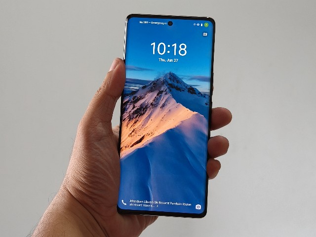Review vivo V30e: Harga Lebih Ramah Kantong, Kamera Tetap Memukau
