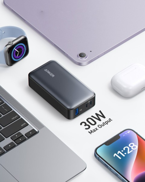 Isi Daya iPhone 3x Lebih Cepat dengan Powerbank ANKER PowerCore 533