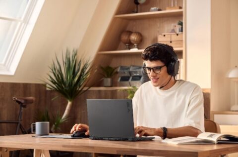 Laptop Gaming Next-Level AI PC Pertama di Dunia Segera Hadir di Indonesia