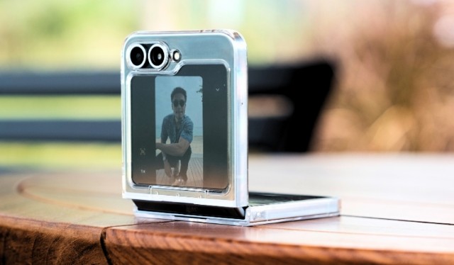 Cara Membuat Konten Traveling yang Menarik dengan Galaxy Z Flip6