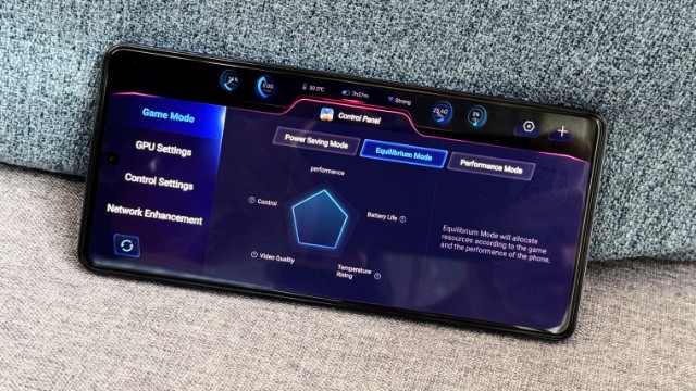TECNO POVA 6 Pro 5G: Gaming Tanpa Henti dengan Bypass Charging dan Kapasitas Baterai Terbesar
