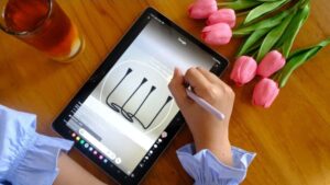 Optimalkan Pengalaman Belajar Kamu dengan Galaxy AI di Galaxy Tab S9 FE