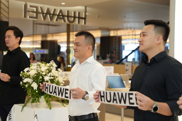 HUAWEI Experience Store Grand Indonesia Kembali Dibuka: Pengalaman Berbelanja Gadget Huawei yang Lebih User-Friendly