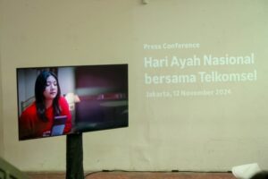 Telkomsel Luncurkan Kampanye Hari Ayah Nasional: “Teknologi Bisa Melepas Rindu, Tapi Tak Bisa Mengulang Waktu”