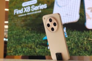 OPPO Find X8 Series: Kamera Flagship dan Flux Themes untuk Liburan Akhir Tahun yang Tak Terlupakan!