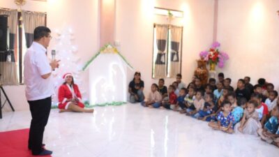 Indosat Ooredoo Hutchison Sebarkan Kasih Natal untuk Anak di NTT