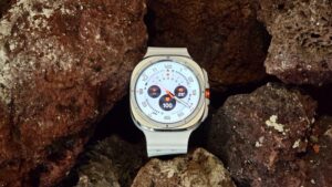 Galaxy Watch Ultra Resmi Hadir di Indonesia: Smartwatch Tangguh untuk Petualangan Outdoor