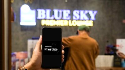 Telkomsel dan BlueSky Luncurkan Prestige SkyEase