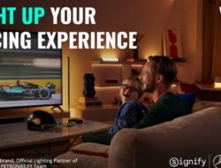 Sensasi Balapan F1 di Rumah dengan WiZ Trackside Mode