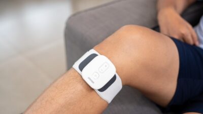 OMRON Luncurkan Knee TENS HV-F710:Solusi Nyeri Lutut 