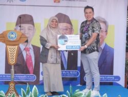 Axioo Donasikan Smart Classroom 5.0 untuk 100 SMK di 2025