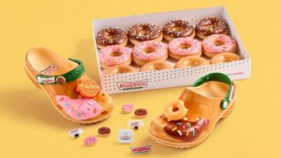Krispy Kreme x Crocs Rilis Classic Clog Edisi Donat