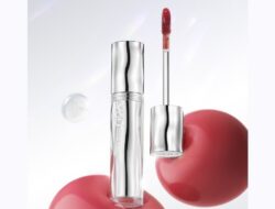 Korean Glass Lips Instan dengan Y.O.U Glossy Glow Tint