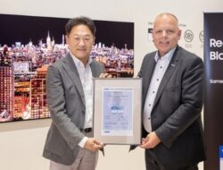 TV OLEDÂ Samsung 2025 Raih Sertifikasi Real Black VDE