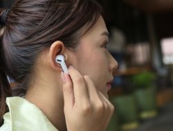 Galaxy Buds3 FE Jadi TWS Paling Worth It dengan Gemini AI