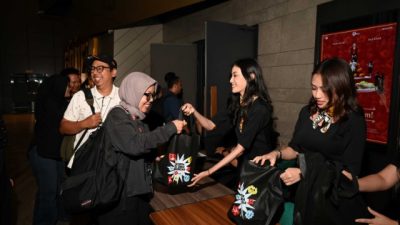 Telkomsel dan MAXStream Hadirkan Program ‘Secinta Itu Sama Indonesia’