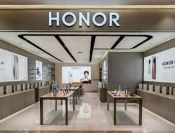 HONOR Resmikan Experience Store Baru di Emporium Pluit Mall