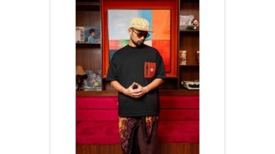 SIMPATI x Othman Hadirkan Outfit Premium Limited Edition Natal & Tahun Baru 2025