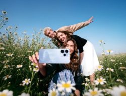 OPPO Reno15 Series Hadirkan AI Motion Photo dengan Teknologi Border Stitching