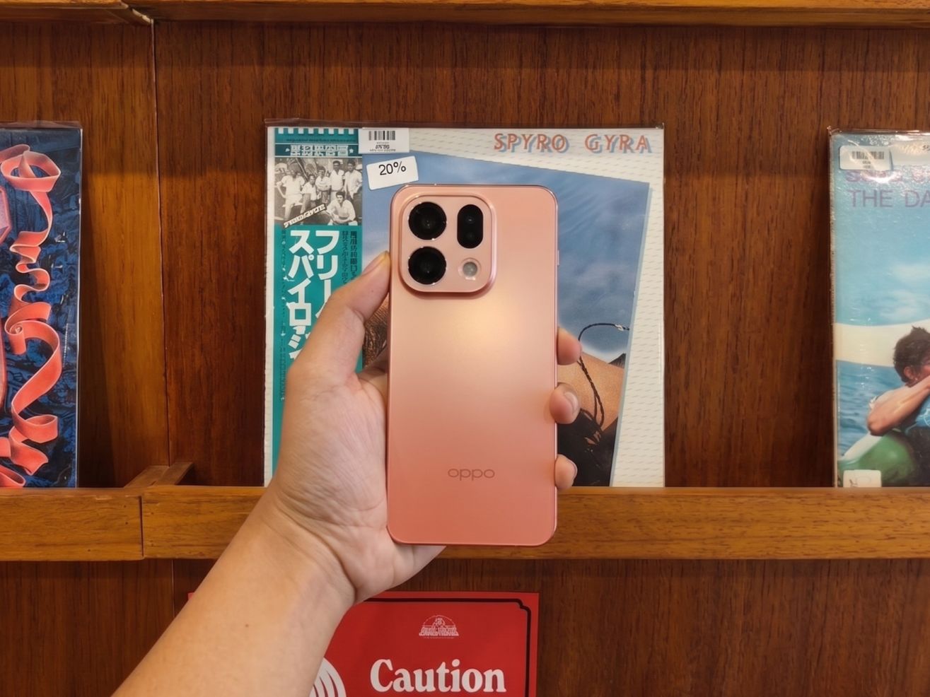 4 Hal Ini Ada di OPPO Find x9s, Minat Gak?