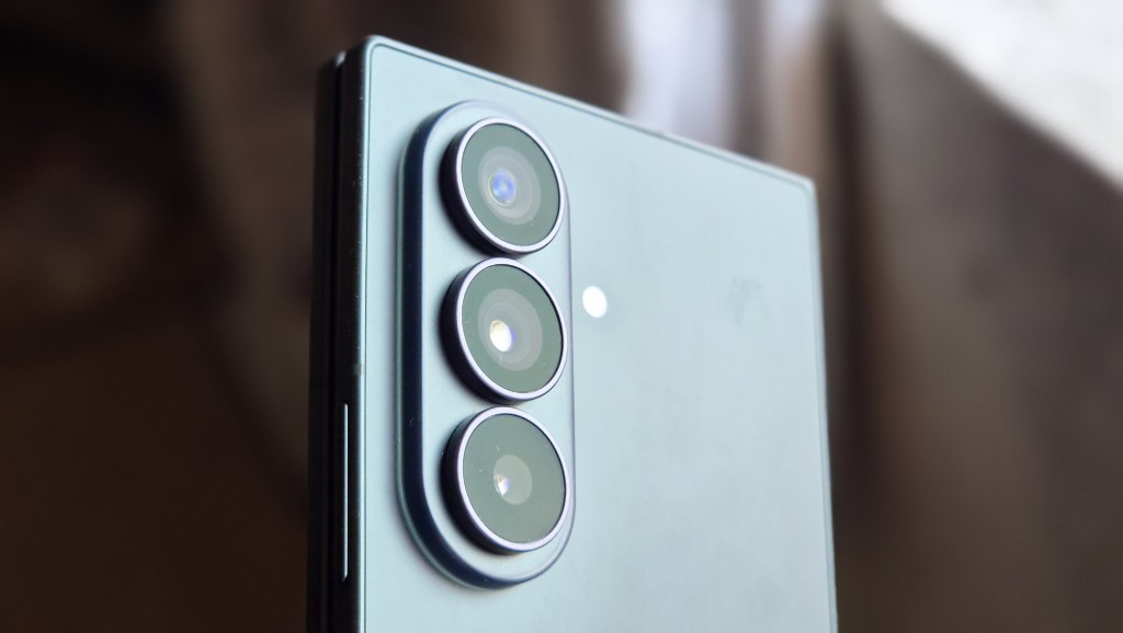Kamera Galaxy Z Fold8 Ultra: Kombinasi 200MP, 50MP Ultra Wide & Inovasi Galaxy AI