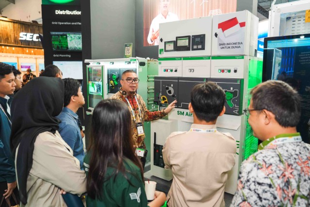 Schneider Electric Mendorong Modernisasi Jaringan Listrik dan Transisi Bebas SF6