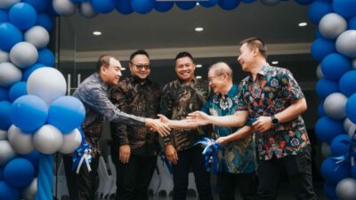 VinFast Resmikan Diler Pertama di Nusa Tenggara Barat